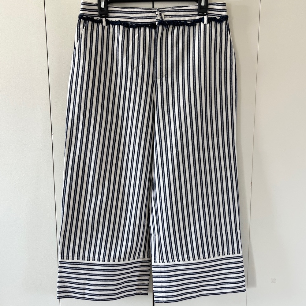 Moon River Navy and White Striped Cropped Wide-Leg Pants